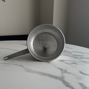 Stainless Steel Kitchen Strainer with Handle - Silver